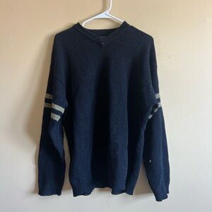 Abercrombie & Fitch V-Neck Shetland Wool Navy Blue Gray Stripe Sweater Vintage M